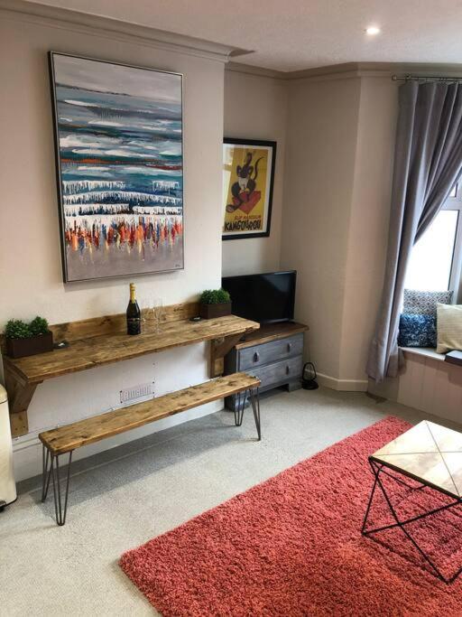 Charming, Bright, Hilltop Apartment. Χέιστινγκς Εξωτερικό φωτογραφία